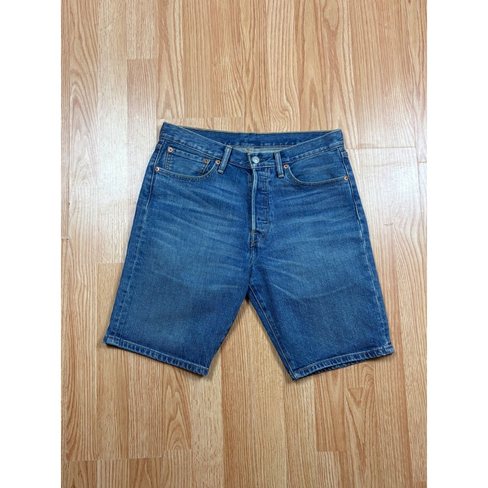 Levis 501 Original Fit Denim Shorts Mens 31 Medium Wash Blue Button Fly Jean Y2K
